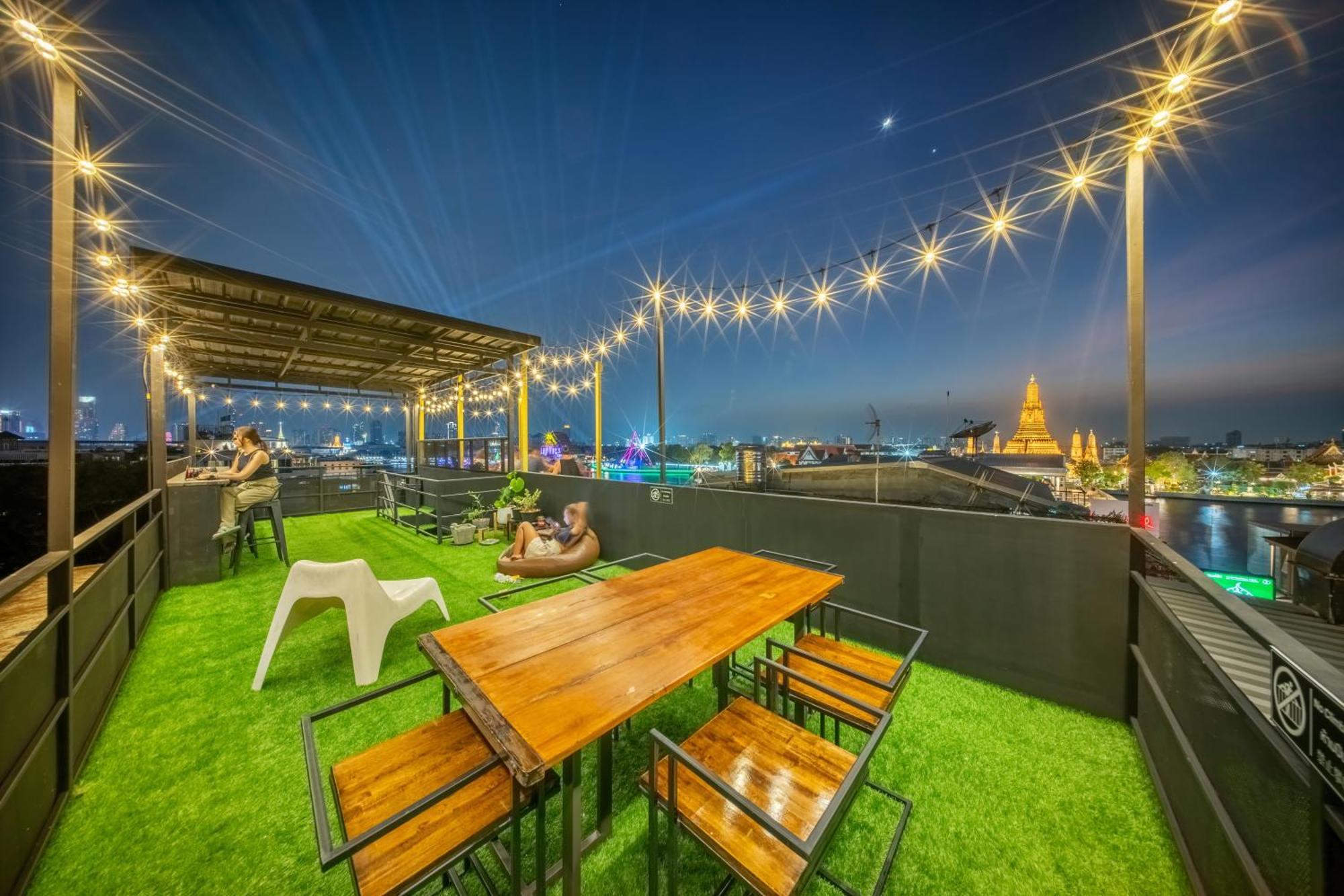 Asrama Ralph Bangkok