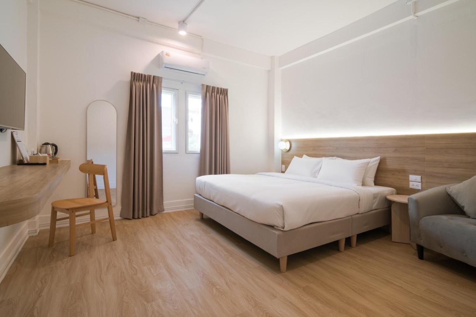 Papa Siriraj Hotel 3*