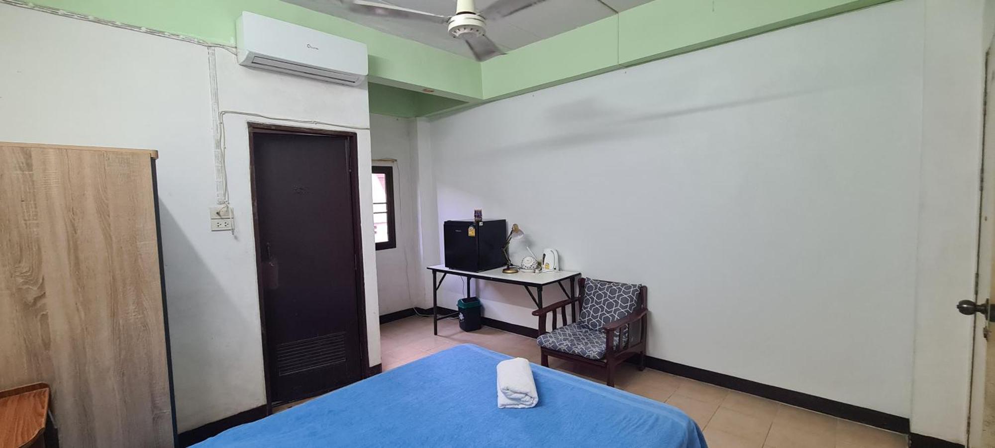 Roong-arun Guest house Bangkok
