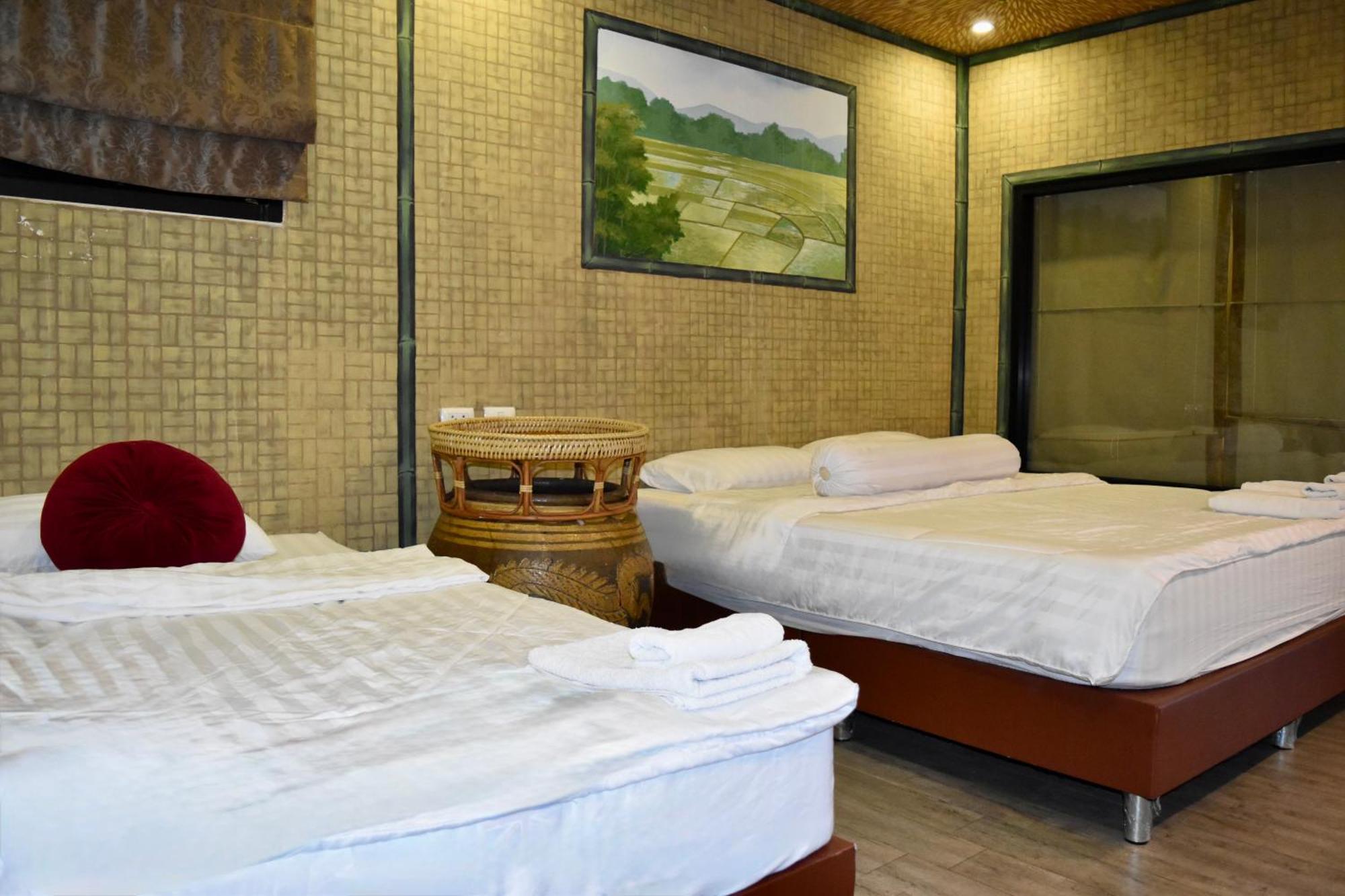 Thongtara House Boutique Srinakarin 4* Bangkok