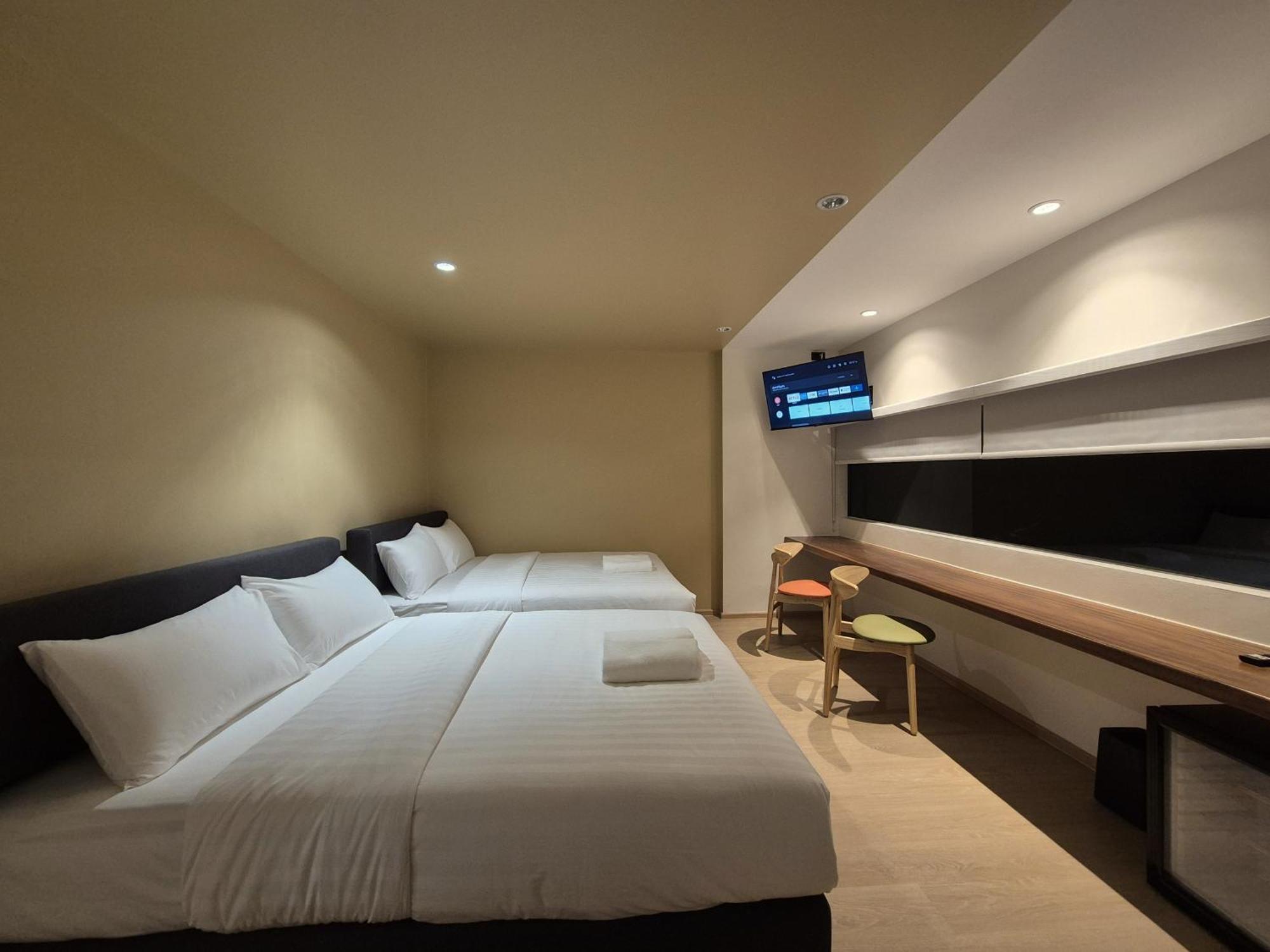 The Publyc Hotel 3*