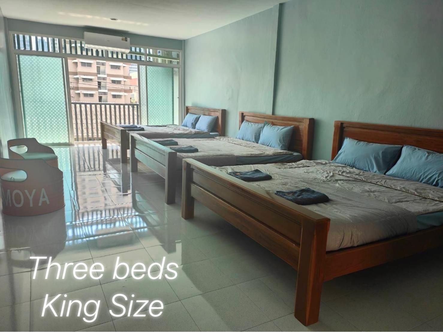 Momoya House Hostel Bangkok