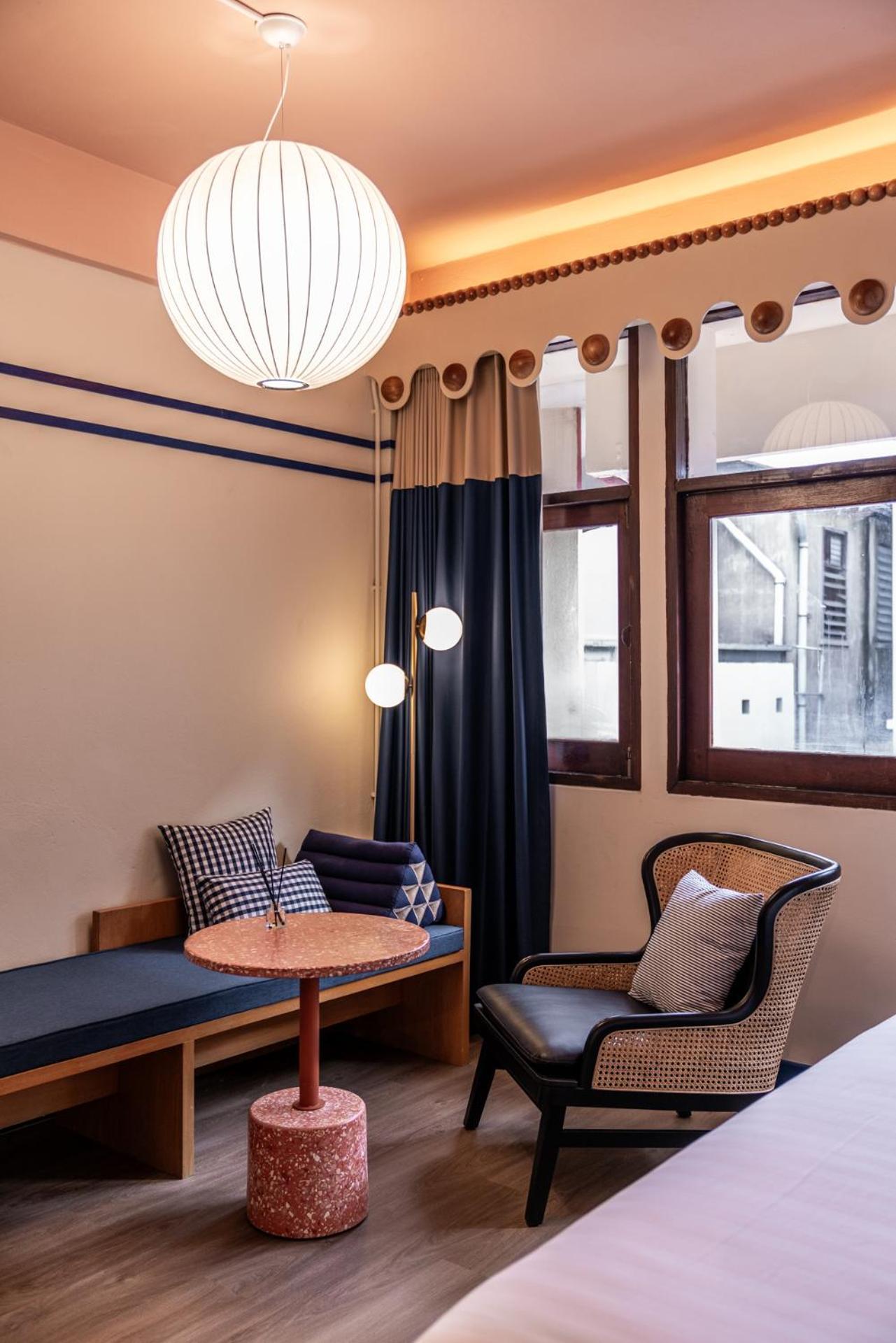Hotel Blu Dock Restel