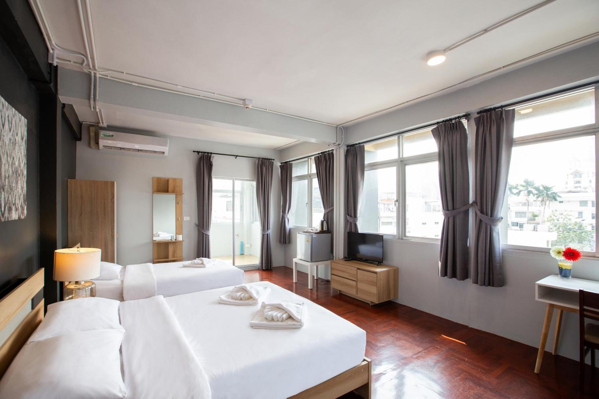 185@surawong 4* Bangkok