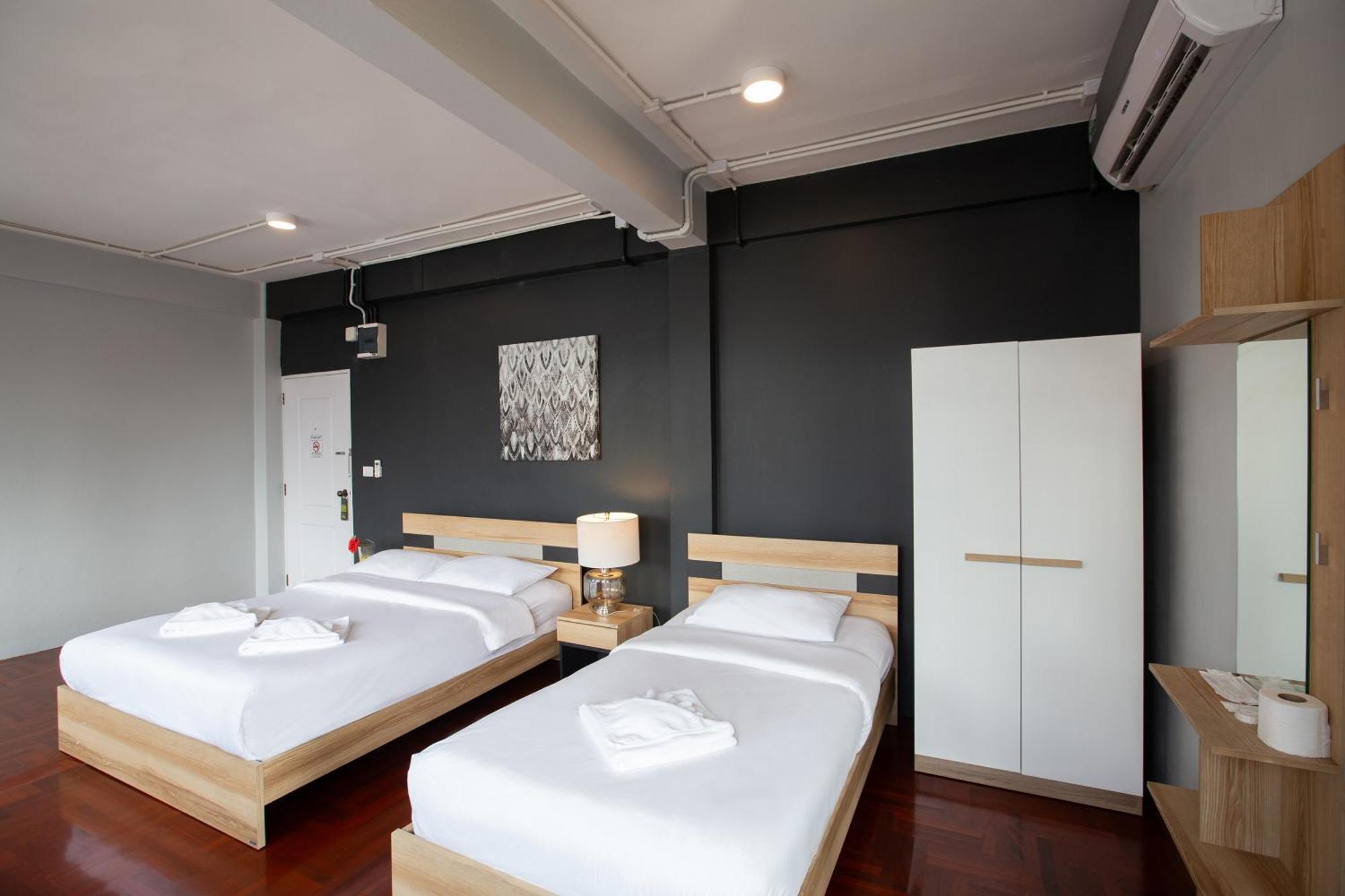 185@surawong Hotel Bangkok