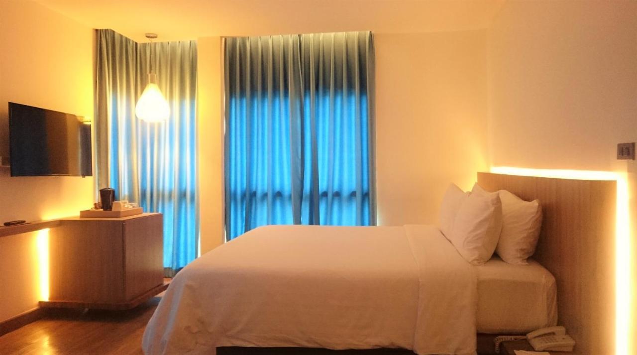 Sacha's Uno Sha Hotel 3*