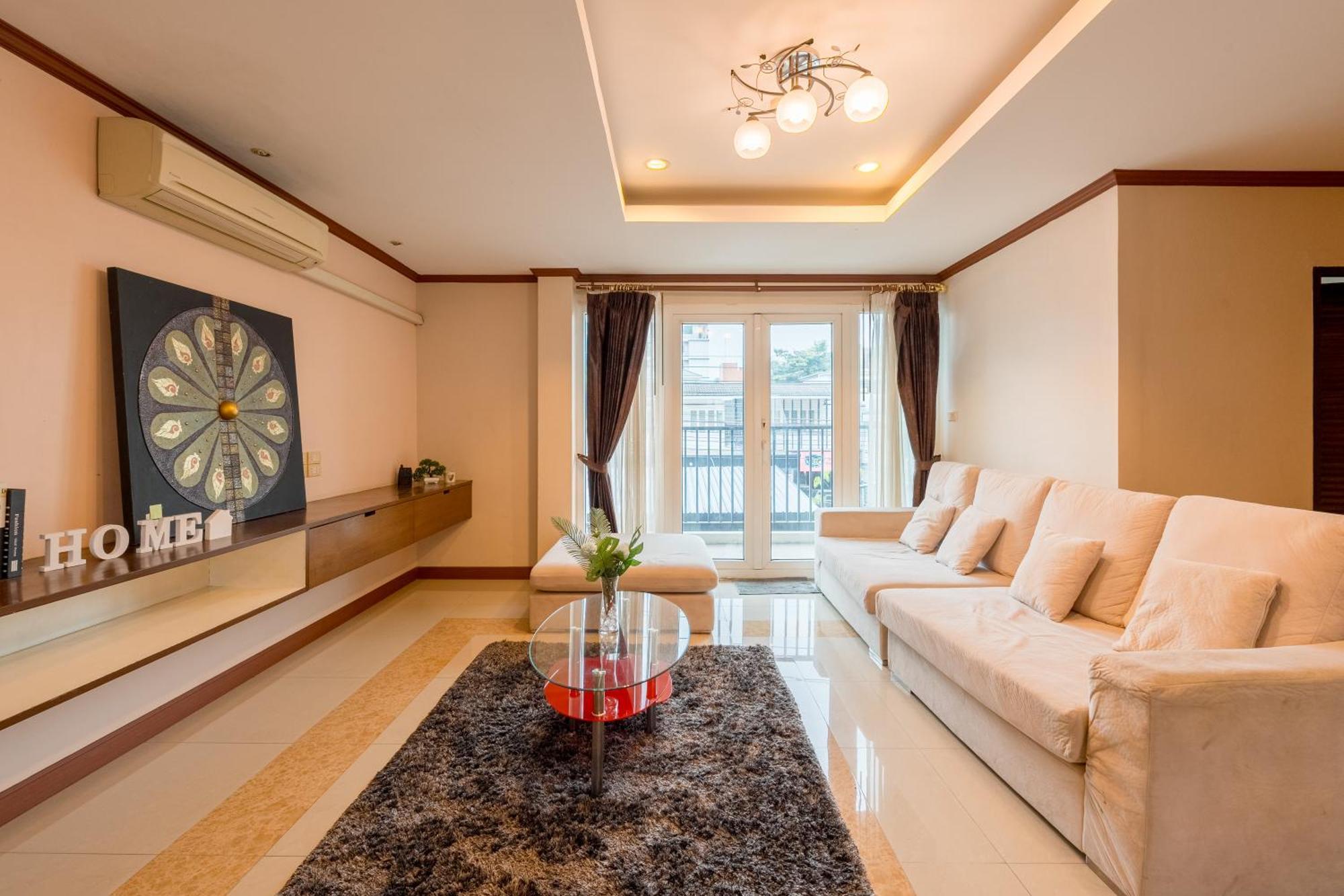 Phoenix Serviced Aparthotel