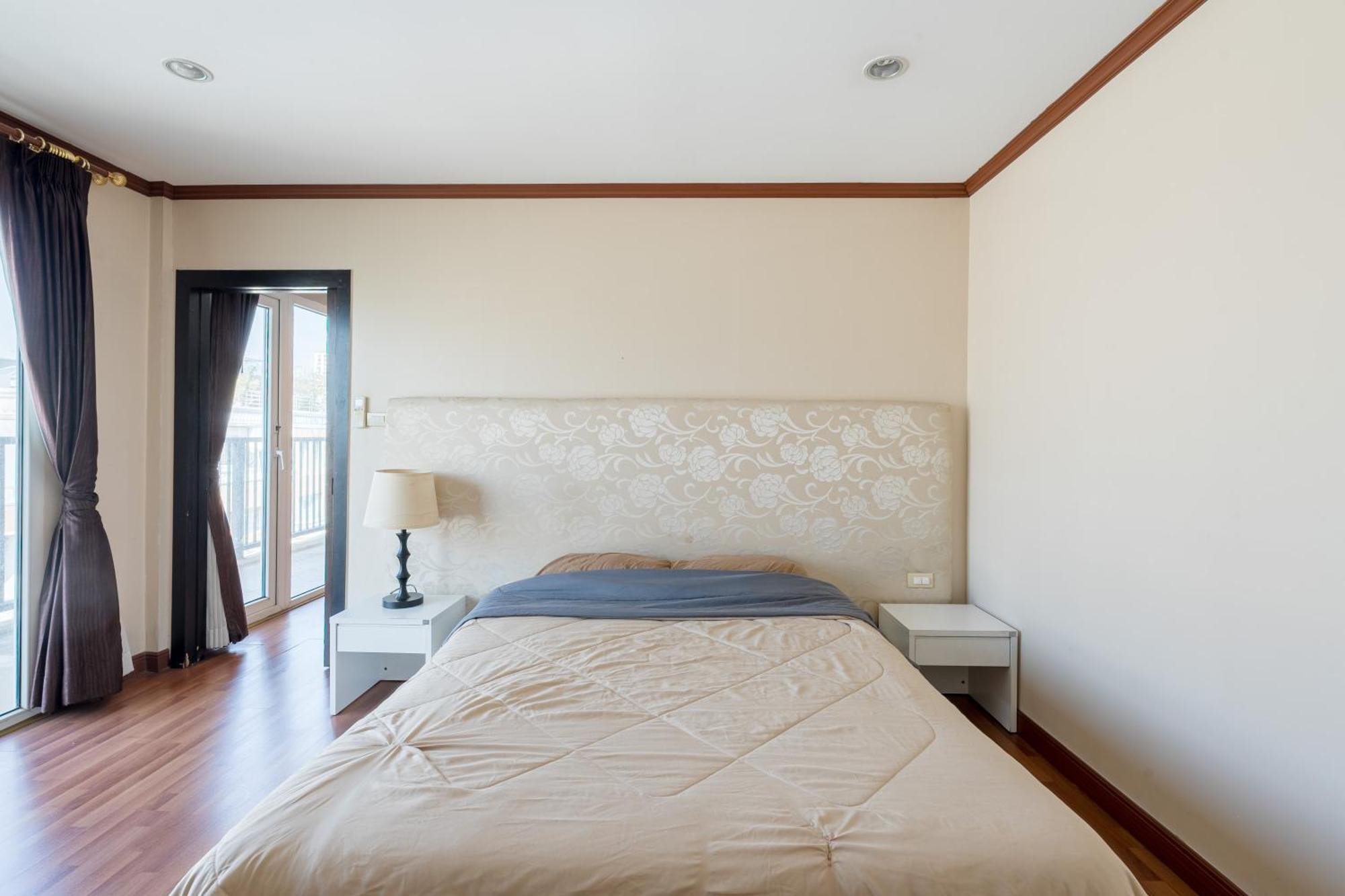 Phoenix Serviced Aparthotel *