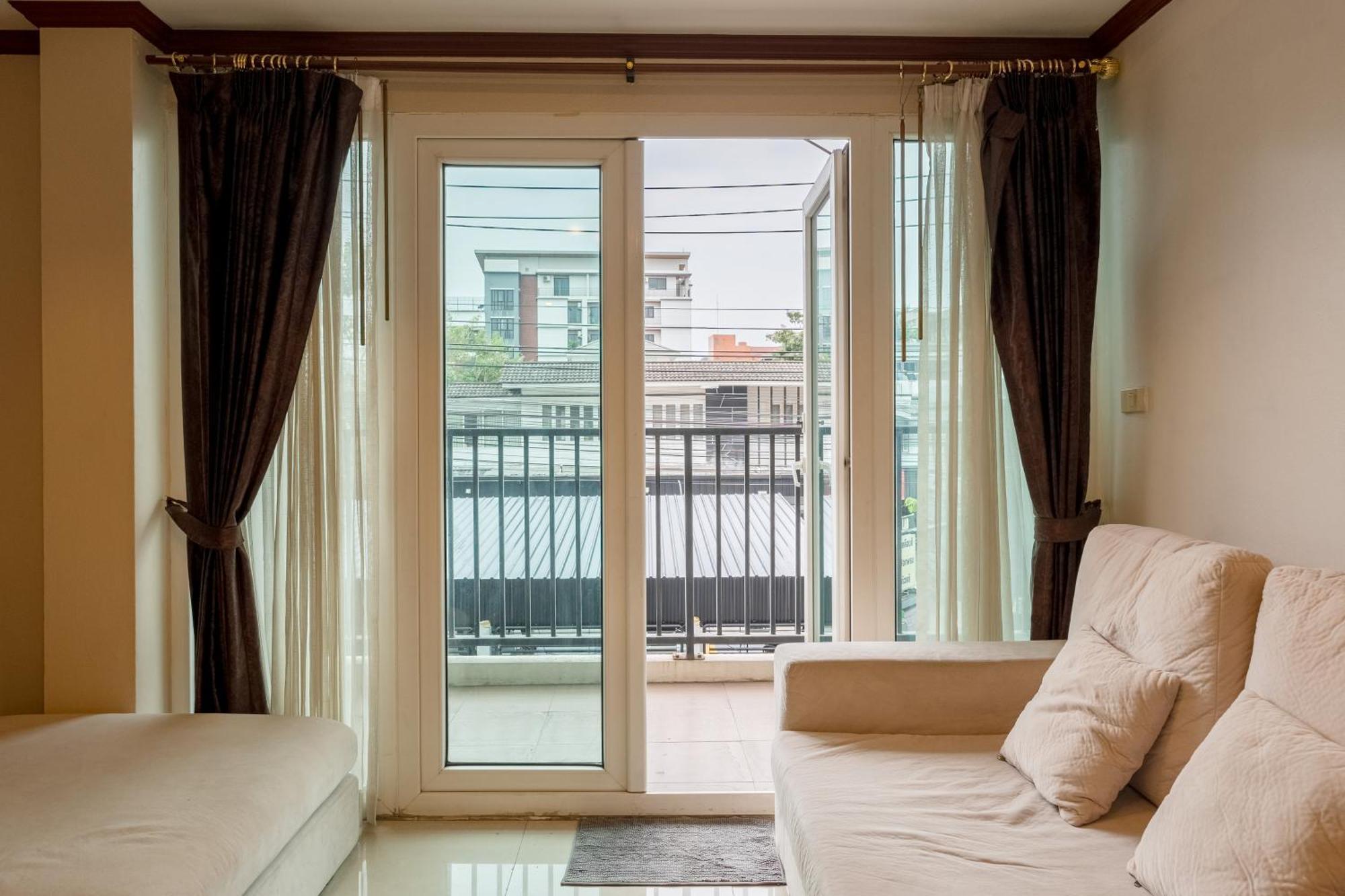 Phoenix Serviced Aparthotel Bangkok