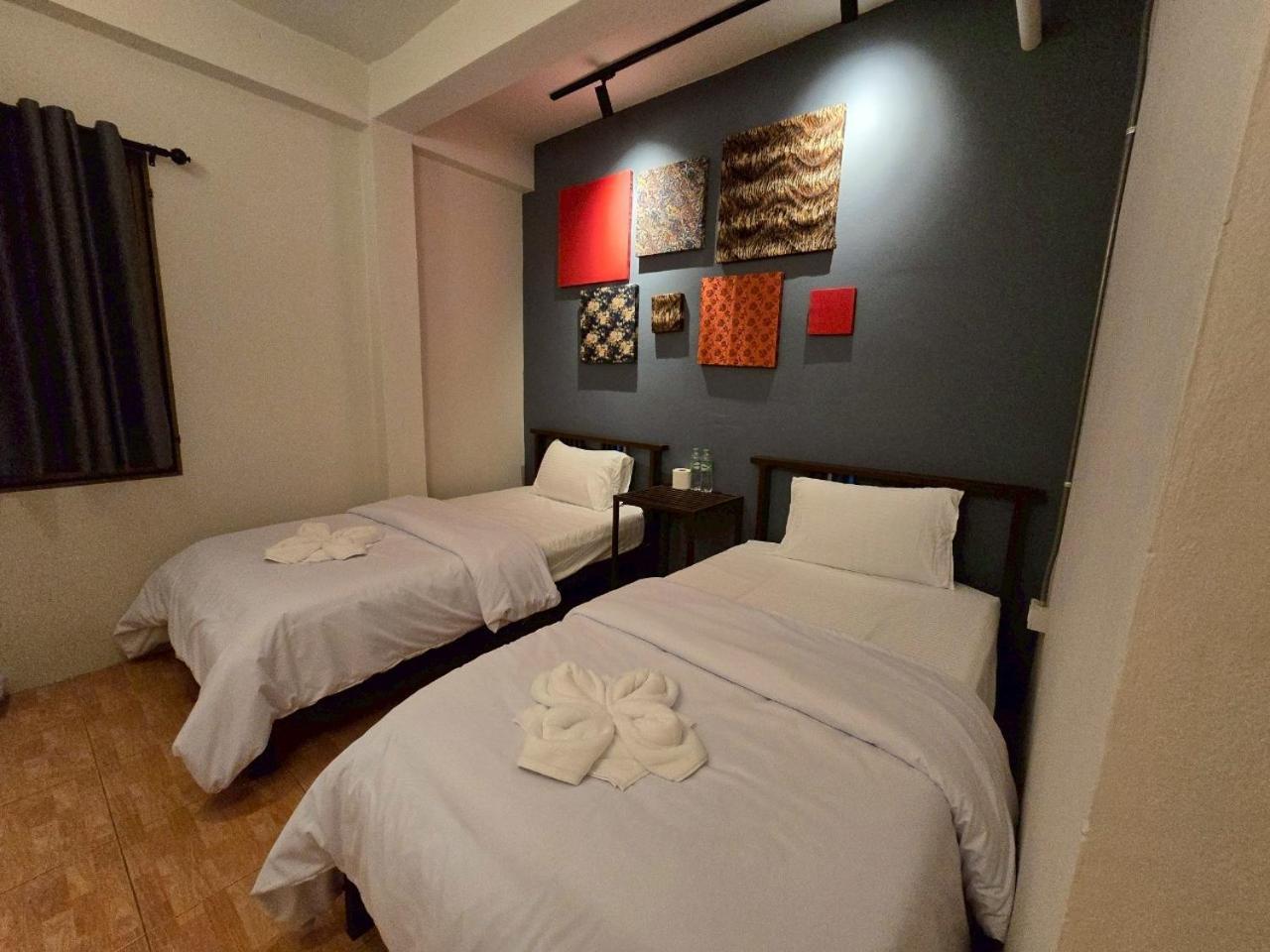 Hostel Lhong Krung