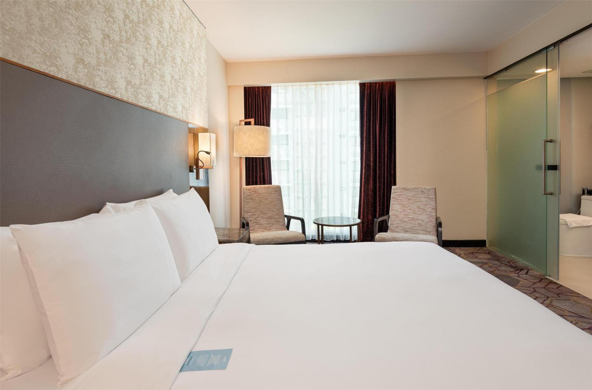 Radisson Sukhumvit Hotel 4*
