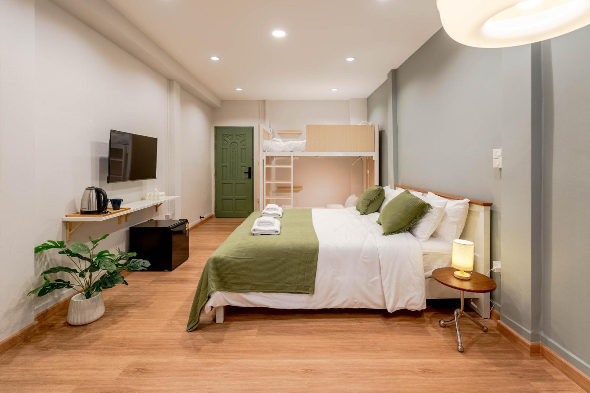 Gasthuis Blue House 191 Hometel - 3 Mins To Bts Saphan Taksin