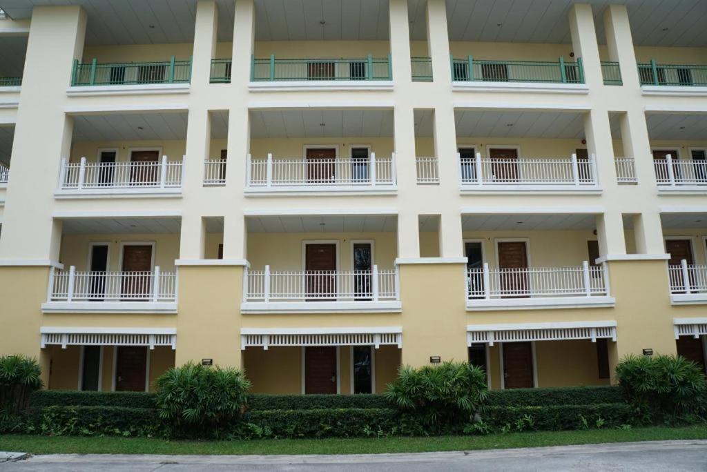 The One Hotel 3*