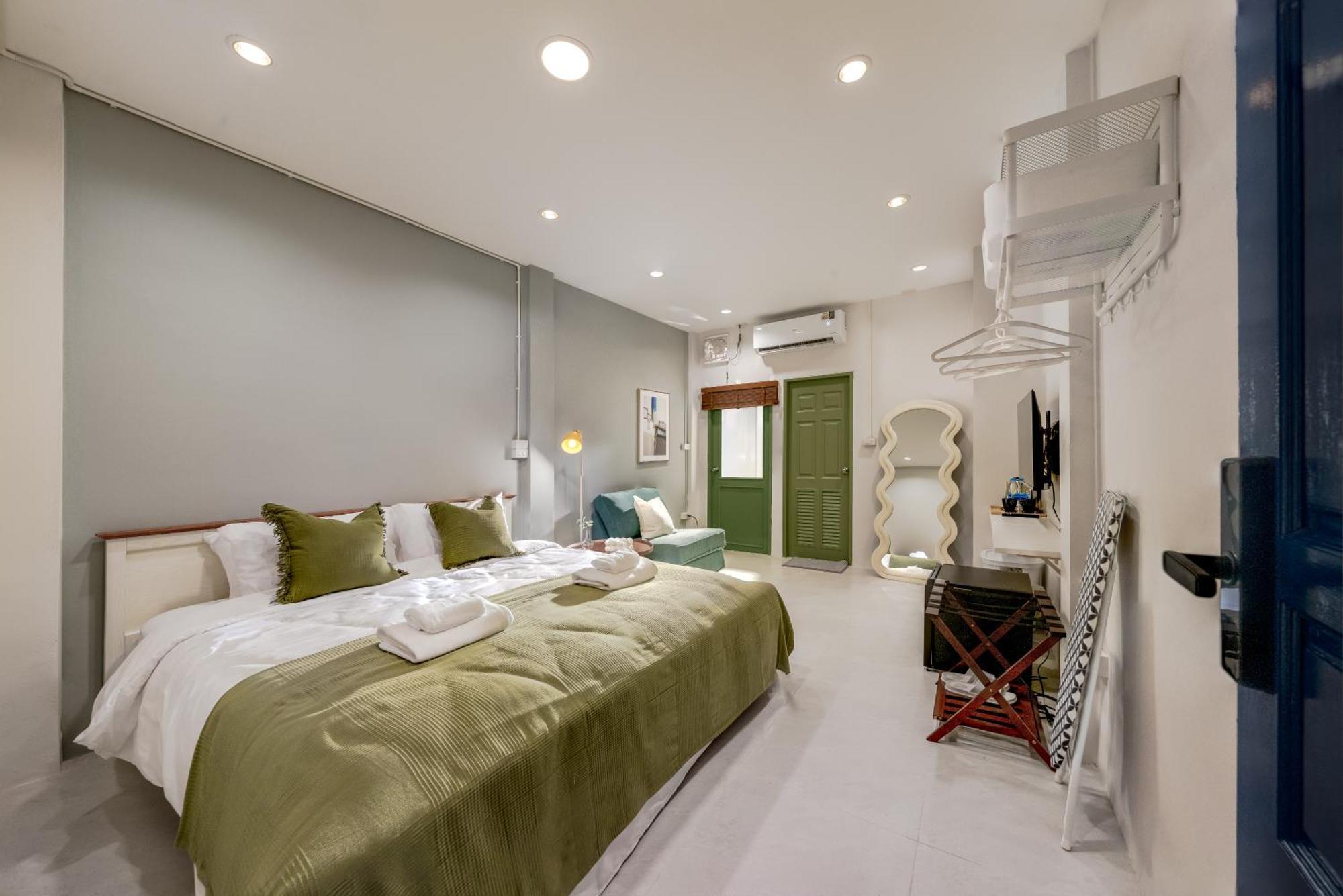 Gasthuis Blue House 191 Hometel - 3 Mins To Bts Saphan Taksin Bangkok