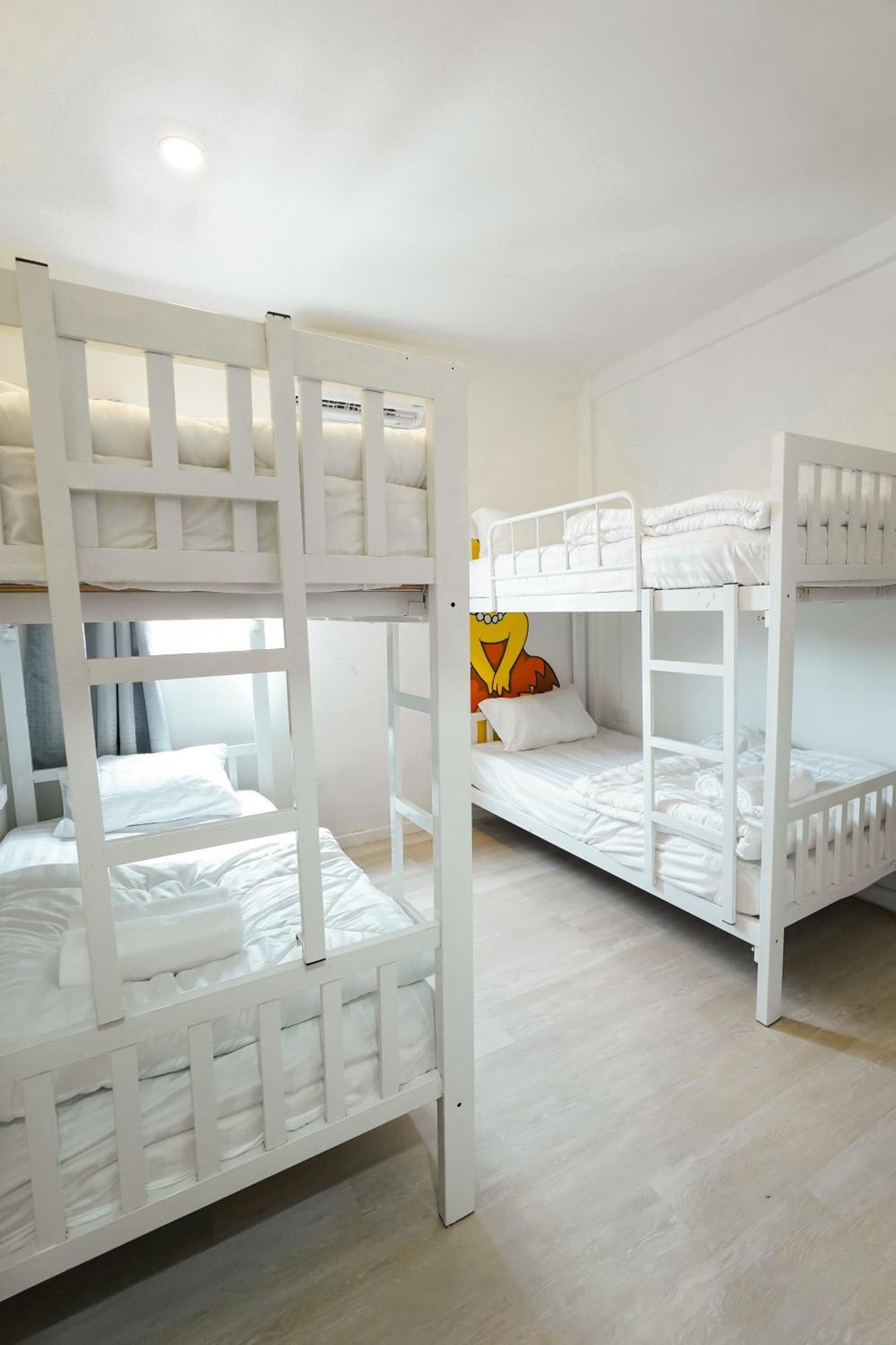 Hostel The Roamery *