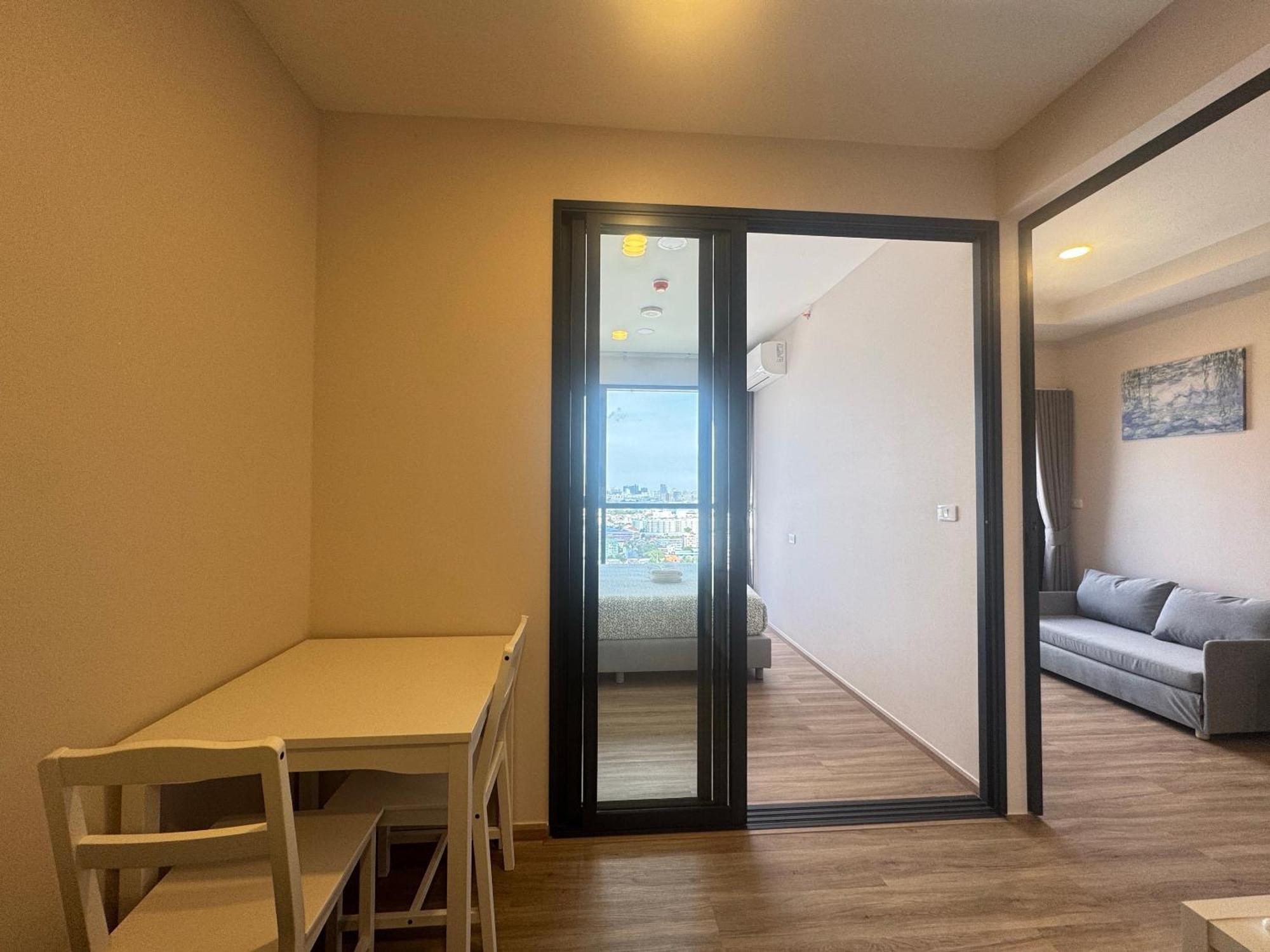 The St-age Condo-huai Khwang Apartamento *