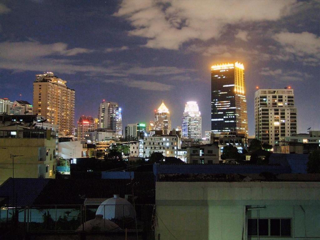 The Boss Sathorn Hotel