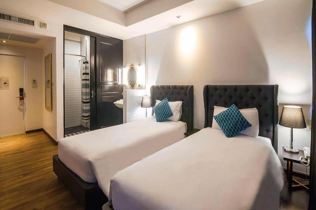 First House Hotel 3*