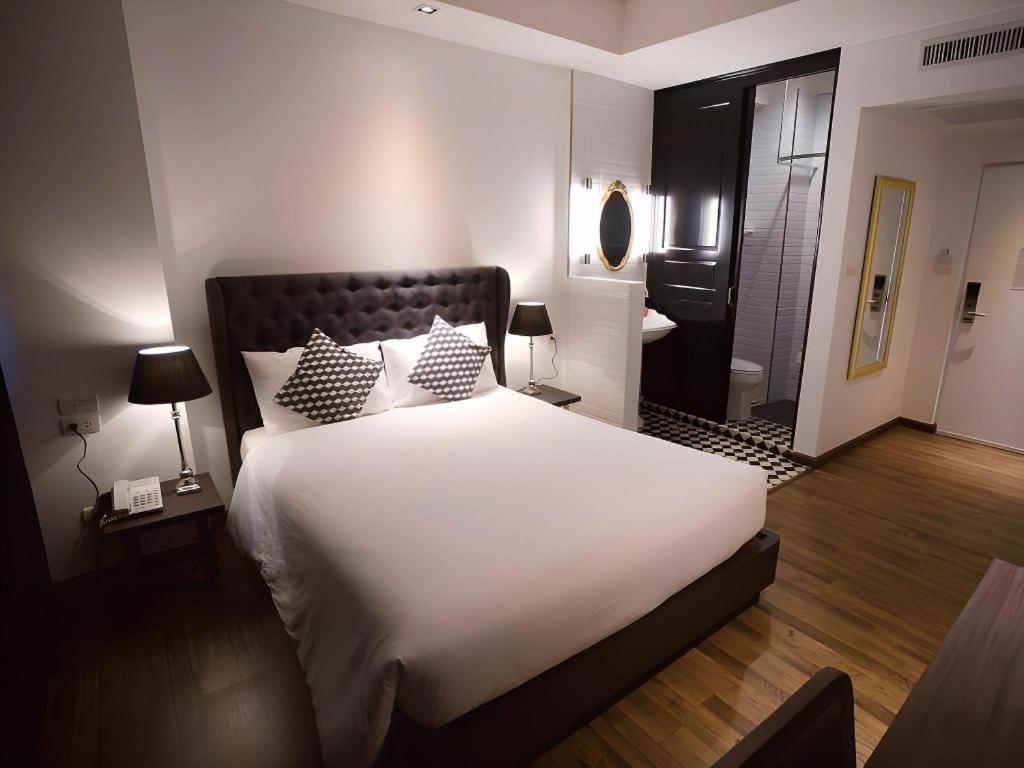 First House Hotel 3*