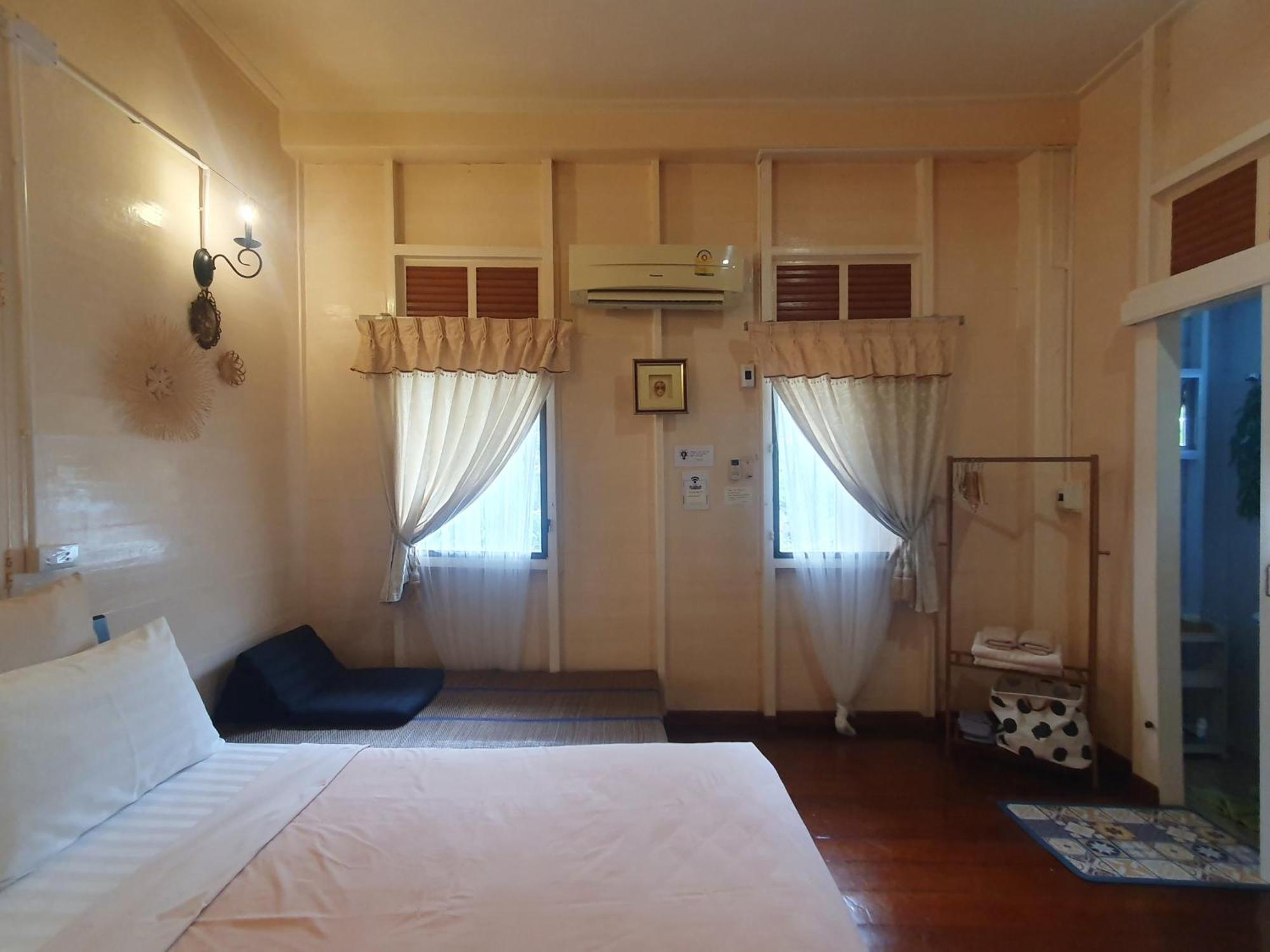 Kinn Stay50 Bed & Breakfast *