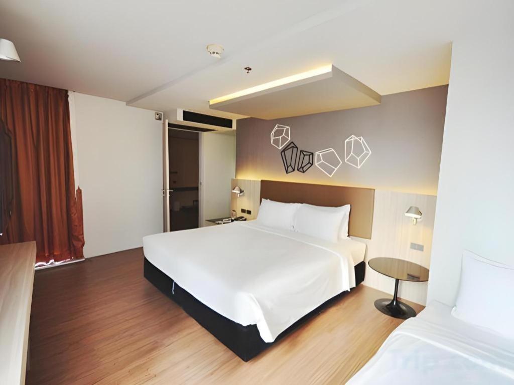 The Heritage Silom Hotel