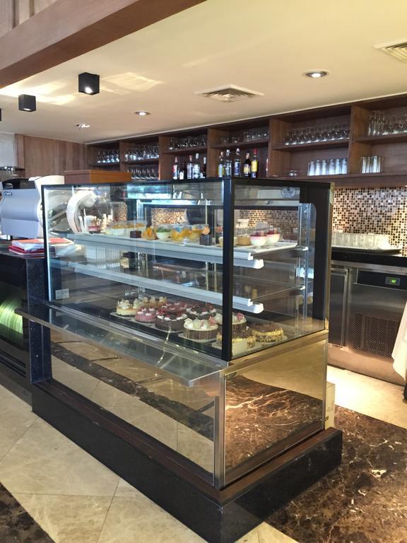 Arnoma Hotel 4*