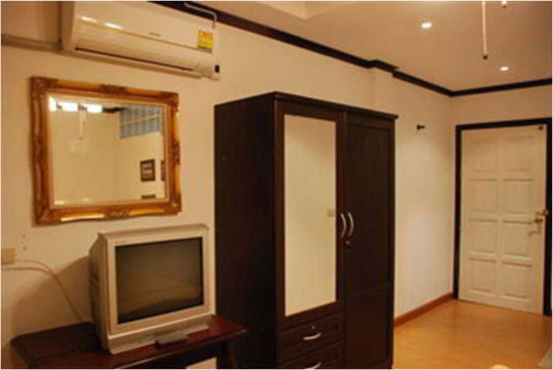 Budacco The Living Place 3*
