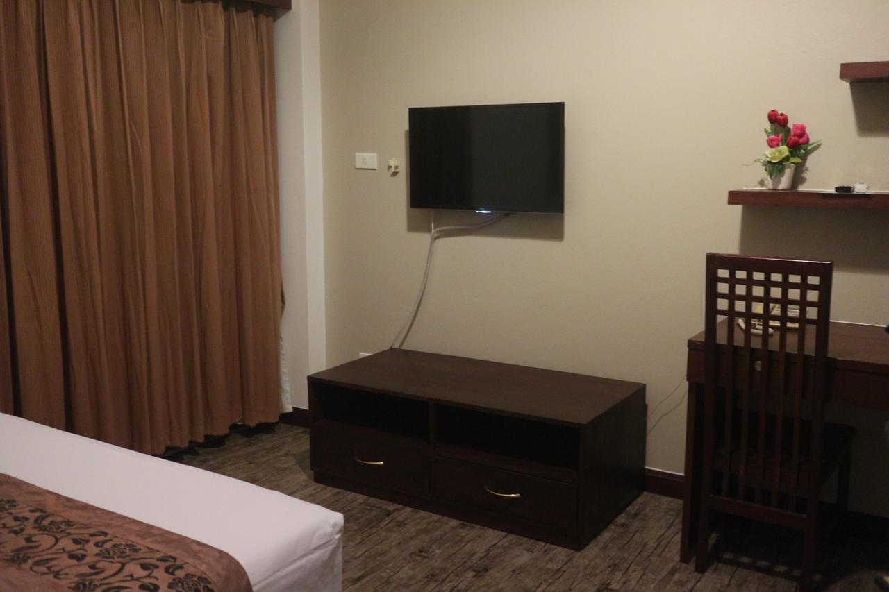 Hotel Floral Shire Suvarnabhumi Airport - Sha Extra Plus 3*