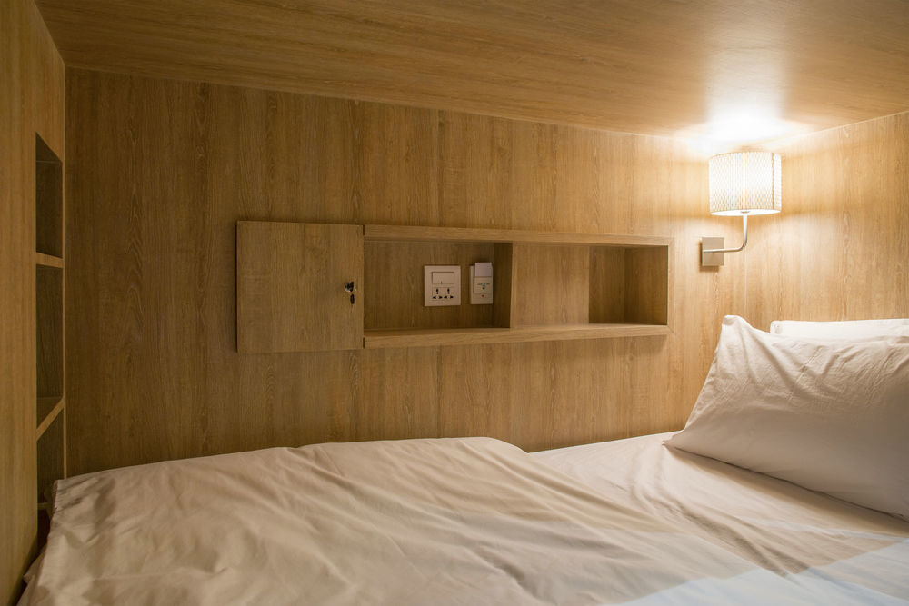 The Posh Phayathai Hostel *