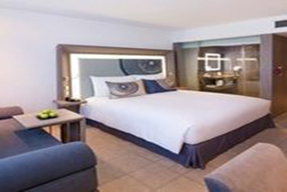 Novotel Bangna 4* Bangkok