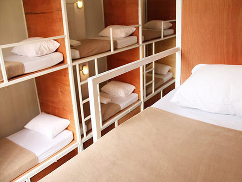 Warm White Hostel
