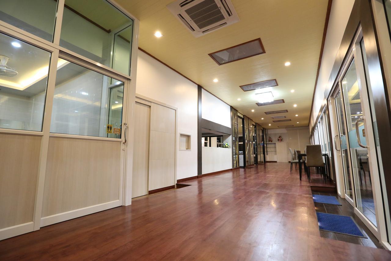 Roomquest Suvarnabhumi Airport Romklao Soi 6