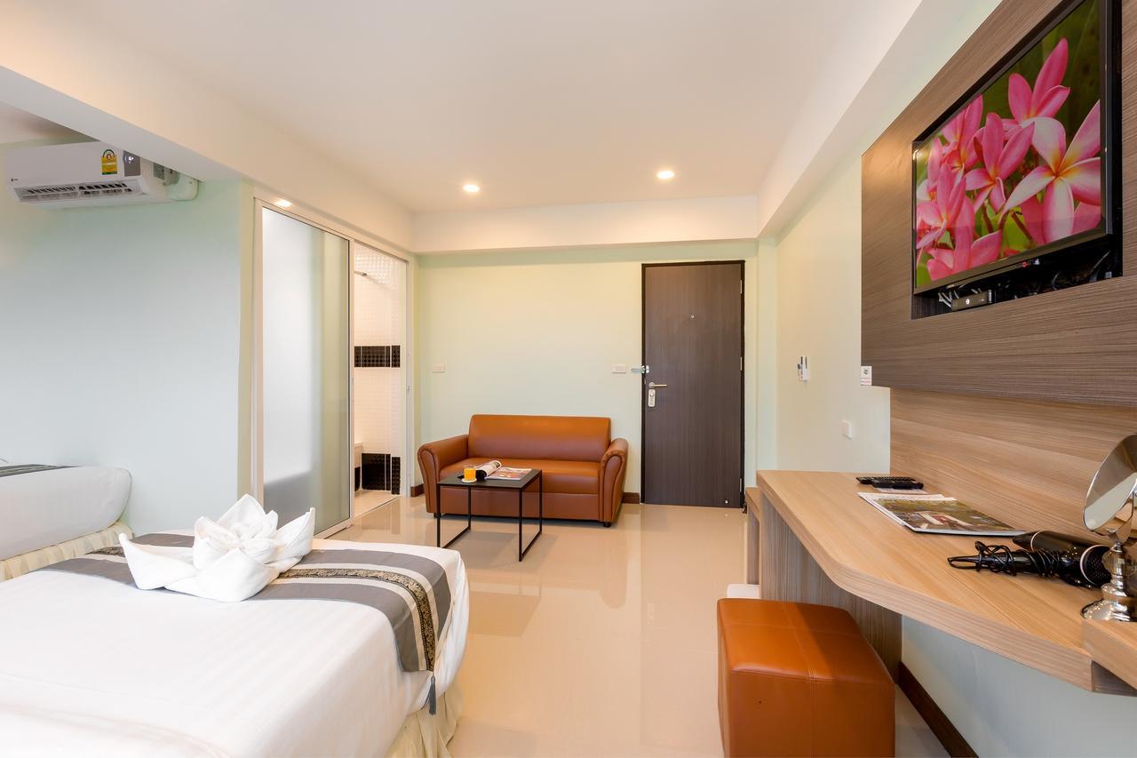 Roomquest Suvarnabhumi Airport Romklao Soi 6 3* Bangkok