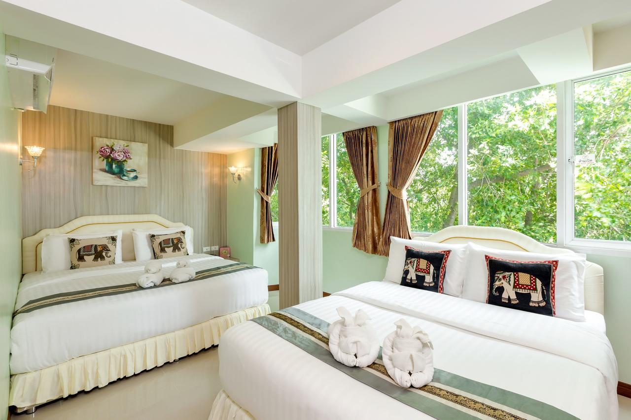 Roomquest Suvarnabhumi Airport Romklao Soi 6 3*