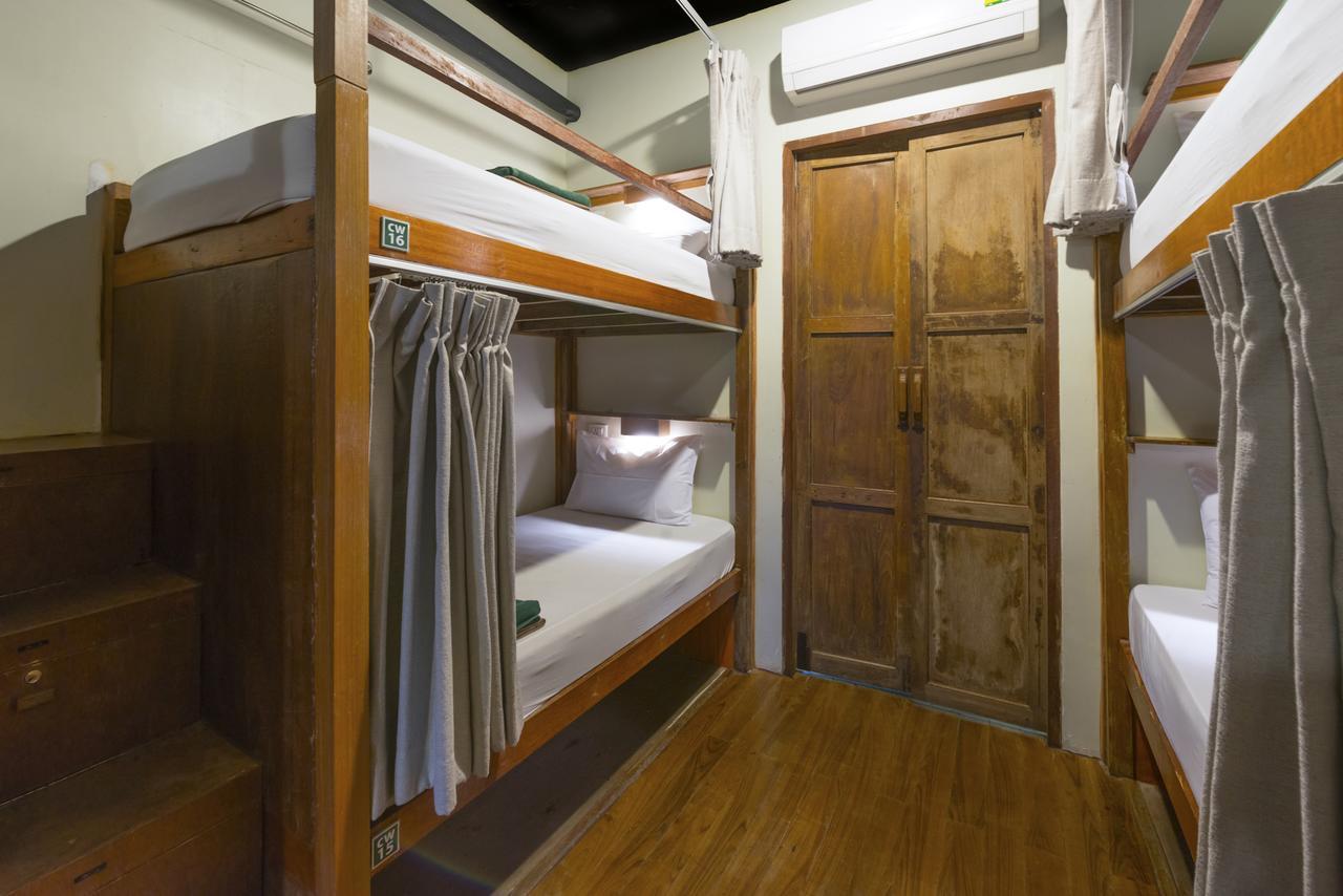 Suneta Khaosan Hostel *