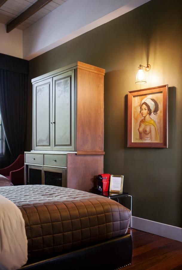 Publishing (adults Only) Hotel
