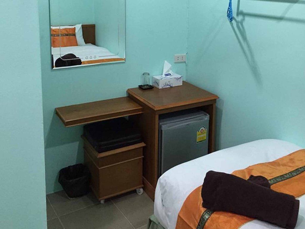 Phoom House Hotel