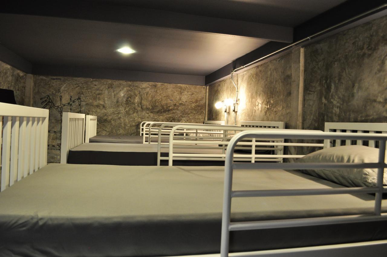 Nexchange Hostel *