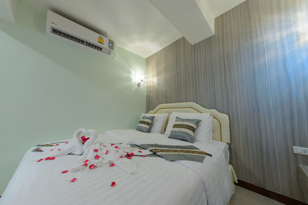 Roomquest Suvarnabhumi Airport Romklao Soi 6 3* Bangkok