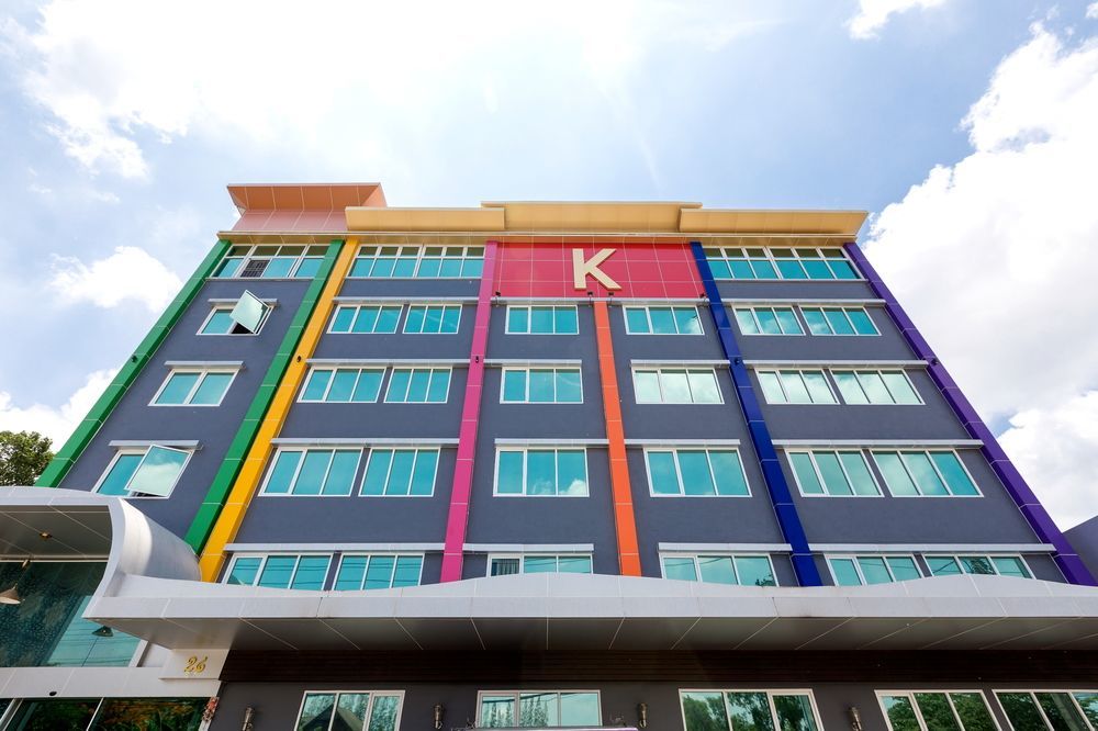 Roomquest Suvarnabhumi Airport Romklao Soi 6 3* Bangkok