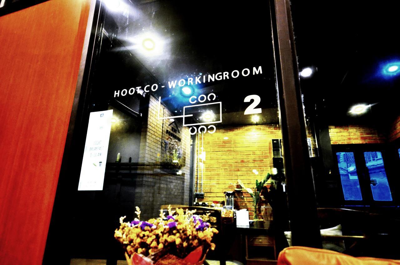 Capsule hotel Hoot & Ratchada