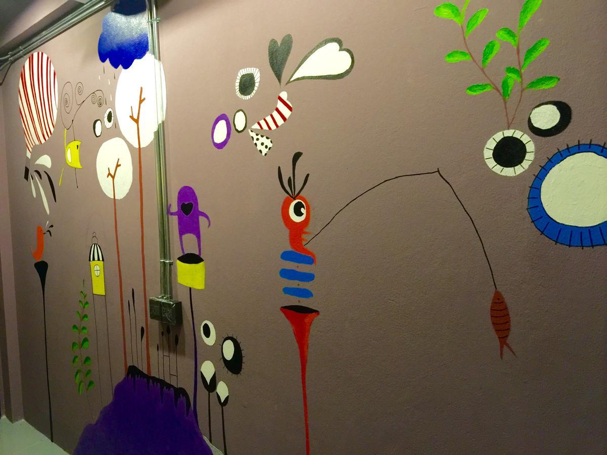 Capsule hotel Hoot & Ratchada 3*