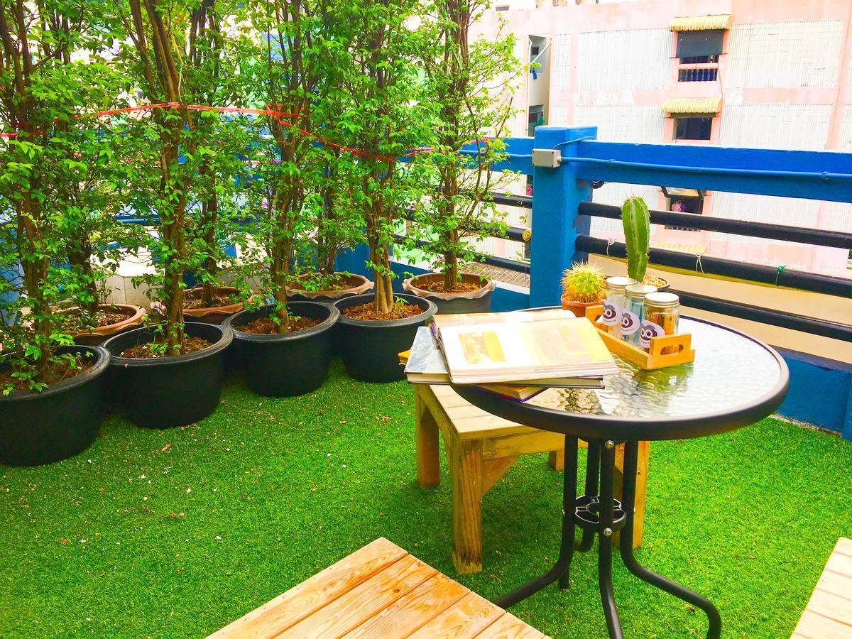 Hoot & Ratchada Capsule hotel Bangkok