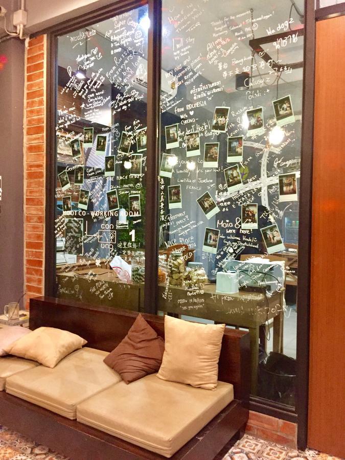 Capsule hotel Hoot & Ratchada 3*
