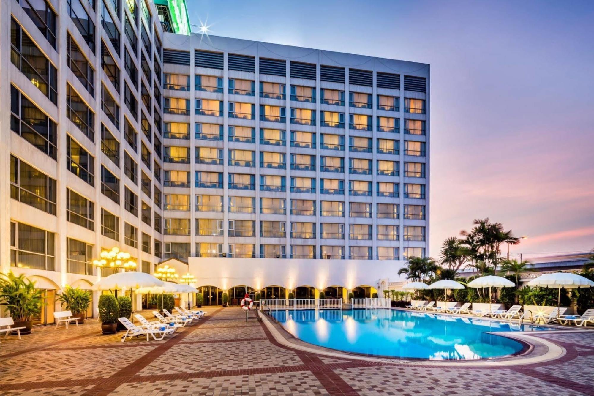 Palace Hotel 5*