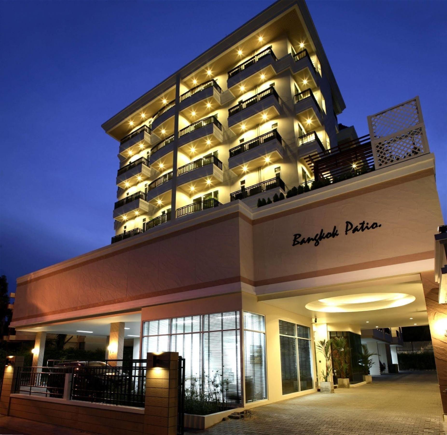 Patio Bts Sanam Pao Aparthotel 4*