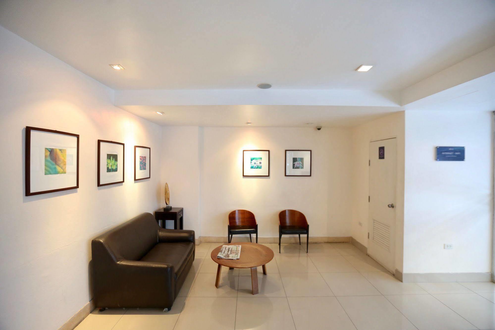 Synsiri 3 Ladprao 83 Apartment *