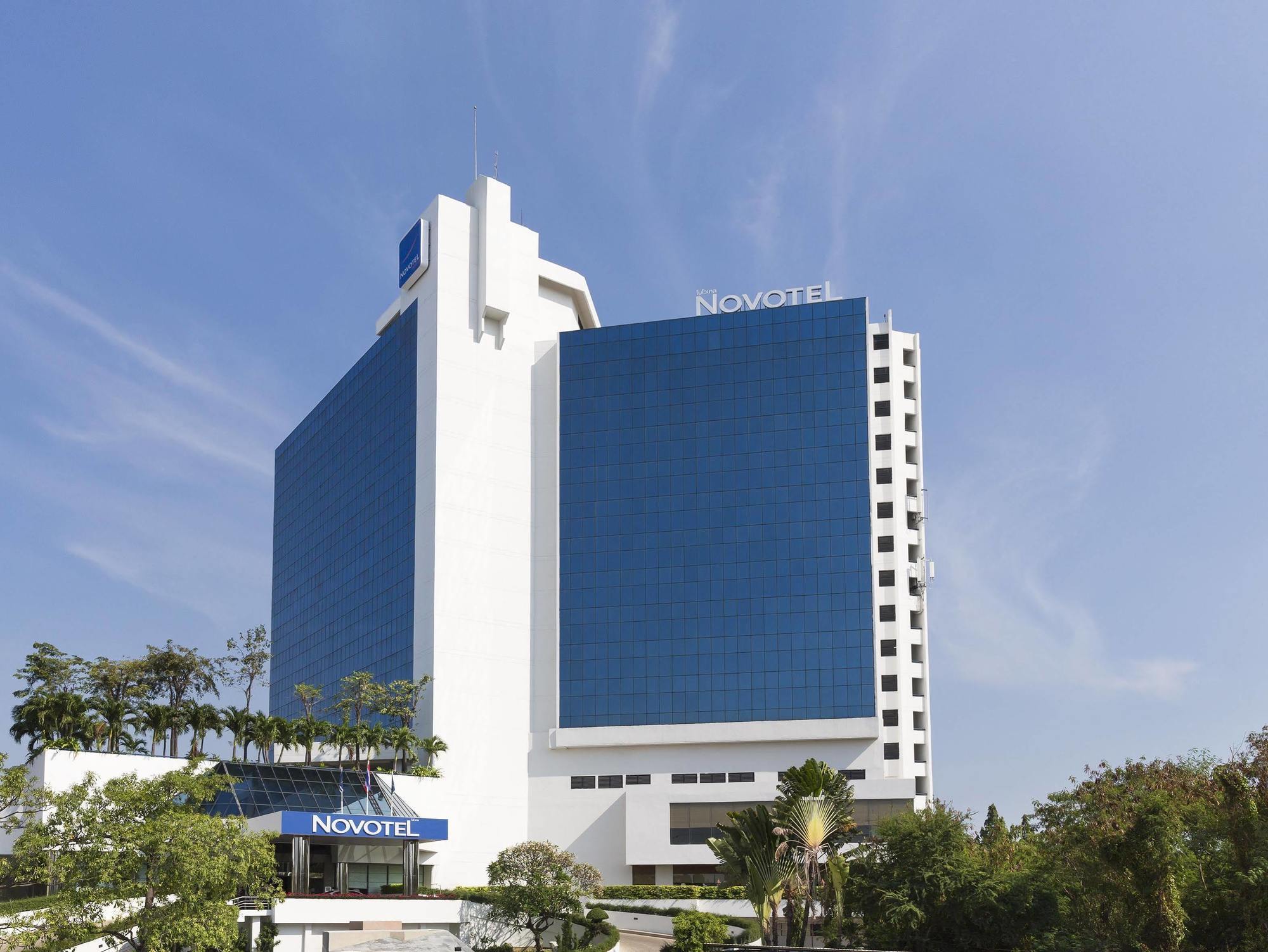 Novotel Bangna Hotel