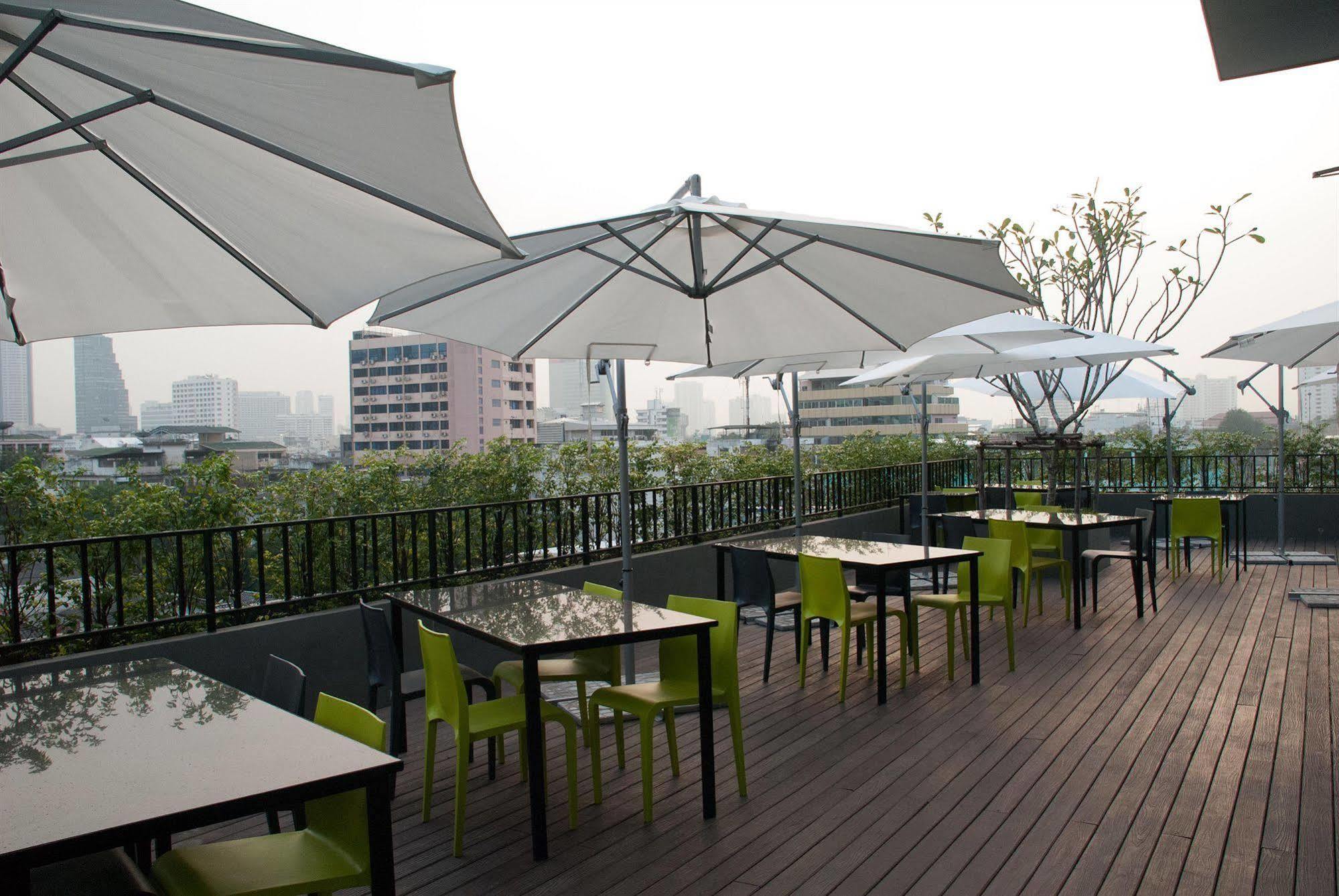 Isanook Hotel