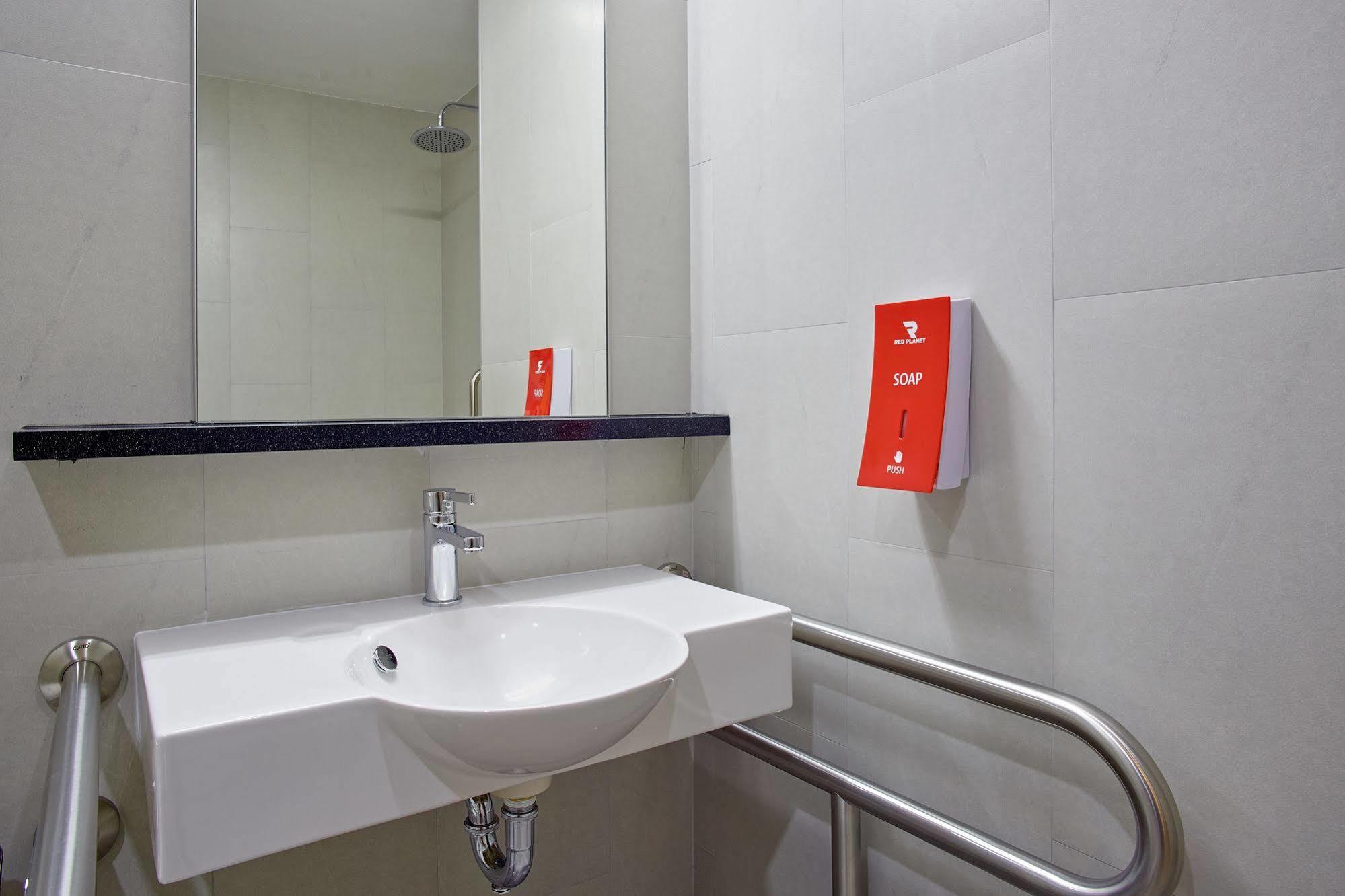 Hotel Red Planet Surawong Bangkok